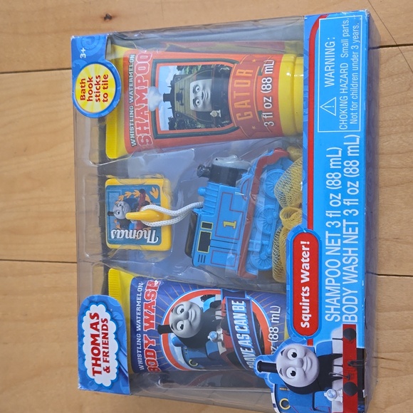 Thomas and Friends Memory Match Game and Bath Set - Picture 2 of 4